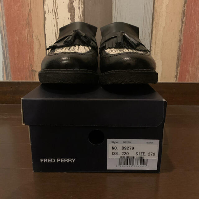 FRED PERRY(フレッドペリー)のフレッドペリー　ジョージコックス　コラボ　美品　早い者勝ち メンズの靴/シューズ(スリッポン/モカシン)の商品写真