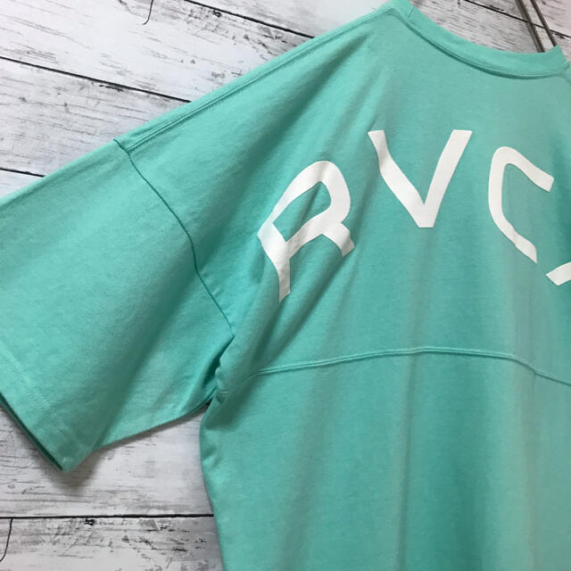 RVCA(ルーカ)の☆超人気デザイン☆ ルーカ Tシャツ アーチロゴ ビッグシルエットT アーチロゴ メンズのトップス(Tシャツ/カットソー(半袖/袖なし))の商品写真