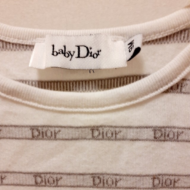 baby Dior(ベビーディオール)のbaby Dior 9M 足付きロンパース キッズ/ベビー/マタニティのベビー服(~85cm)(ロンパース)の商品写真