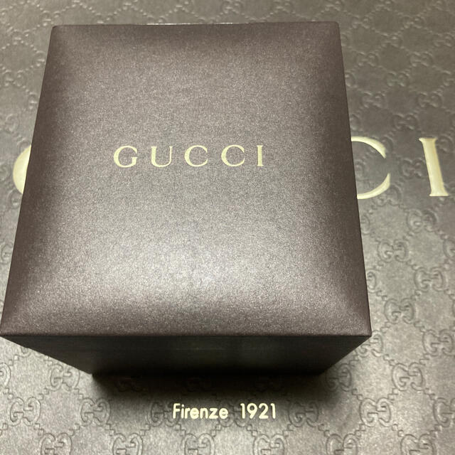 Gucci(グッチ)のGUCCI時計 メンズの時計(ラバーベルト)の商品写真