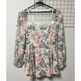 リズリサ(LIZ LISA)の新品♡LIZ LISA♡ローズ柄♡シースルー♡リボントップス(チュニック)