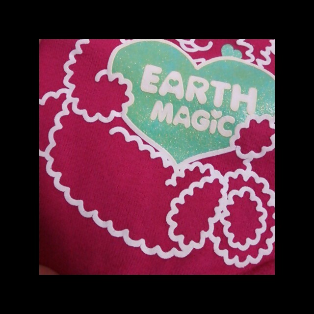 EARTHMAGIC(アースマジック)のEARTH♡トレーナー キッズ/ベビー/マタニティのキッズ服女の子用(90cm~)(その他)の商品写真