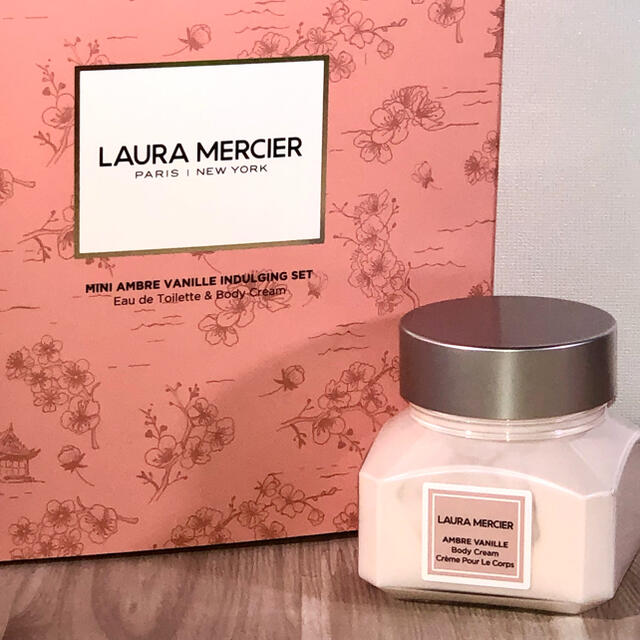 laura mercier(ローラメルシエ)のローラメルシエ　ホイップトボディクリーム　アンバーバニラ　60g 新品未開封品 コスメ/美容のボディケア(ボディクリーム)の商品写真