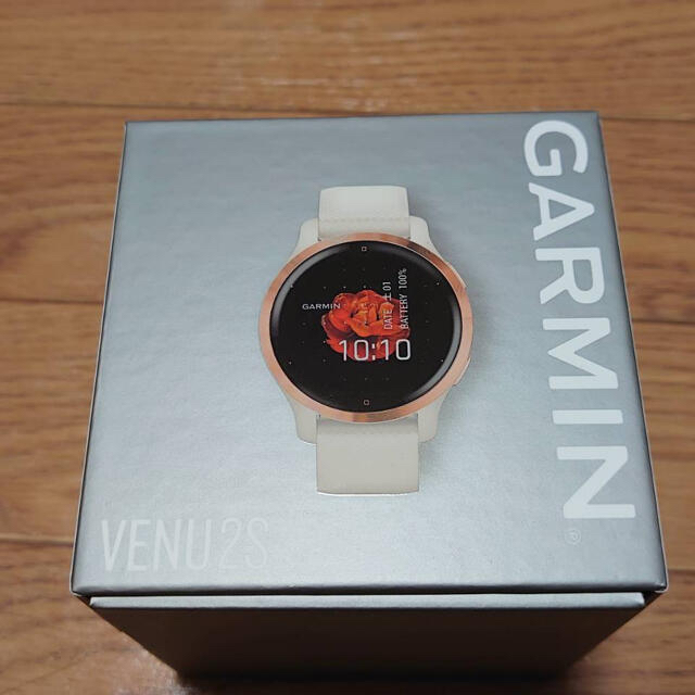 GARMIN(ガーミン)の【美品】GARMIN(ガーミン)Venu 2S White Rose Gold レディースのファッション小物(腕時計)の商品写真