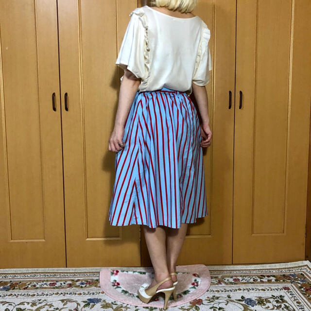 【美品】ゆったりフリルカットソー&お洒落ストライプスカート セット まとめ売り