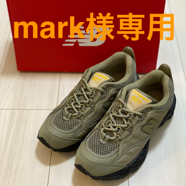 【大人気/定価:11,000円】NEW BALANCE ML801 / 25.5