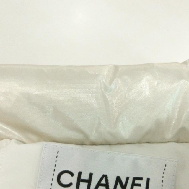 CHANEL(シャネル)のシャネル ダウンジャケット サイズ36 S - レディースのジャケット/アウター(ダウンジャケット)の商品写真