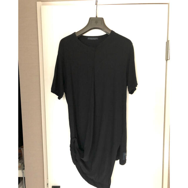Yohji Yamamoto(ヨウジヤマモト)の【クーポン❣️】ヨージヤマモト アシメトリーロングカットソー メンズのトップス(Tシャツ/カットソー(半袖/袖なし))の商品写真