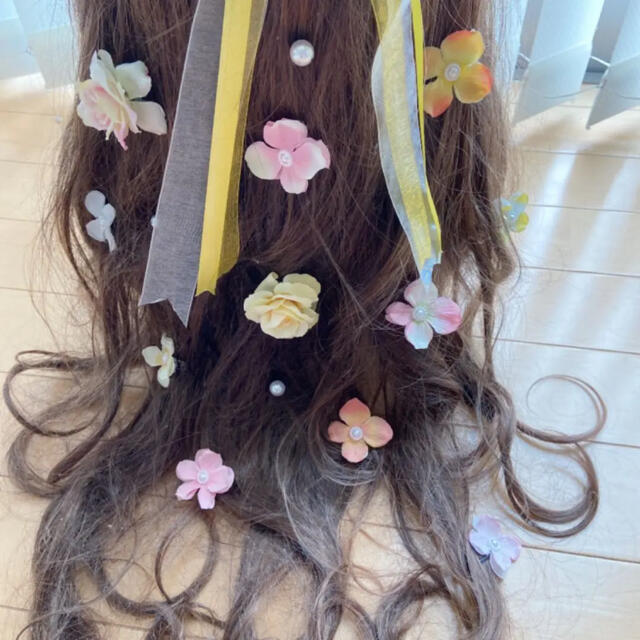 ラプンツェルハーフアップ髪飾り♡黄色♡ピンク♡オレンジの通販 ラプンツェルハーフアップ髪飾り♡黄色♡ピンク♡オレンジの通販