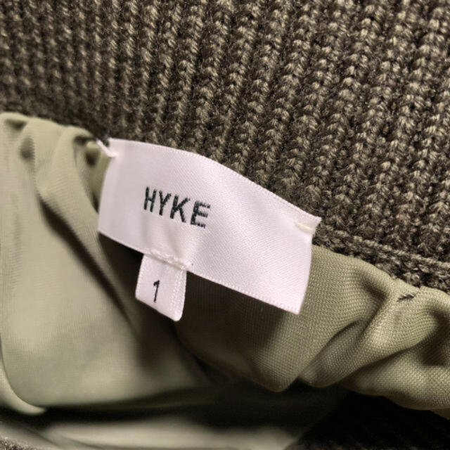 HYKE(ハイク)のHYKEニットスカート レディースのスカート(ひざ丈スカート)の商品写真