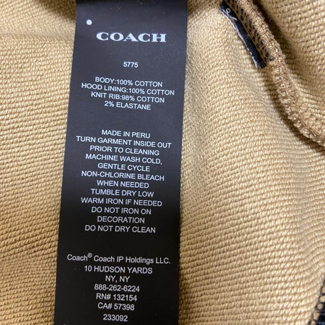 COACH(コーチ)のcoachスヌーピーパーカー メンズのトップス(パーカー)の商品写真