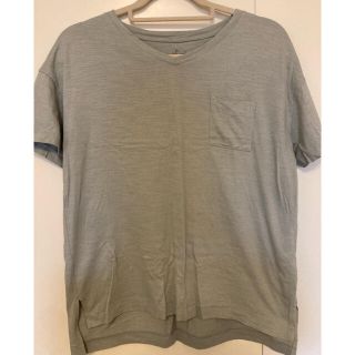 ムジルシリョウヒン(MUJI (無印良品))の★korokoroooo様専用★無印良品ＶネックＴシャツ➕ダッフィブランケット(Tシャツ/カットソー(半袖/袖なし))