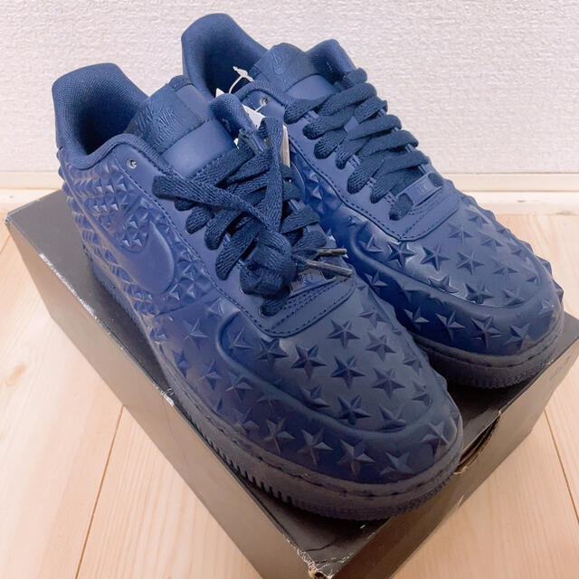 新品未使用NIKE air force 1 lv8 VT ネイビー25.5ナイキ - スニーカー