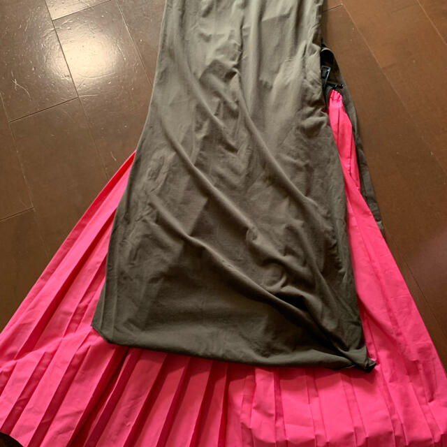 Drawer(ドゥロワー)のYoriロングサイド開きチュニックとプリーツスカート レディースのスカート(ロングスカート)の商品写真