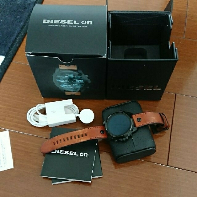 DIESEL スマートウオッチ