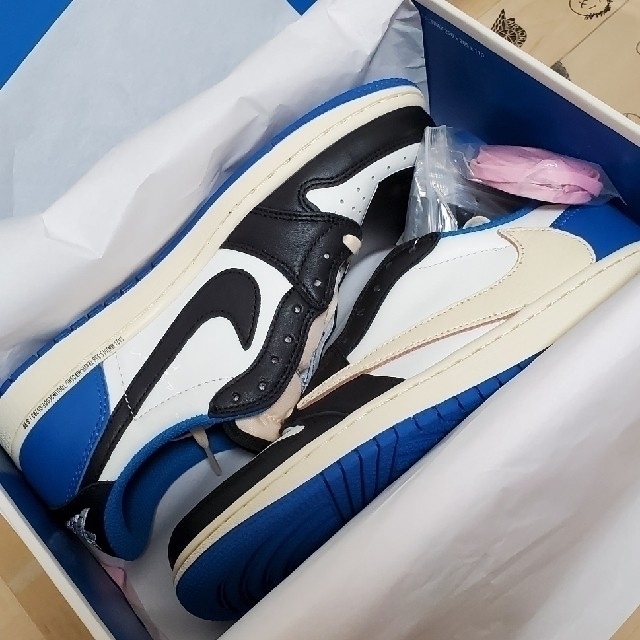 TRAVIS SCOTT FRAGMENT NIKE AIR JORDAN 1