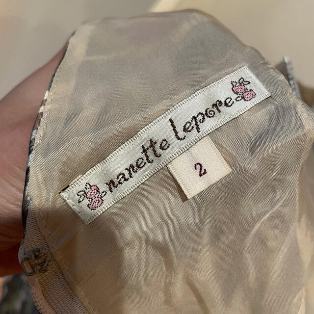 Nanette Lepore(ナネットレポー)の値下げ‼️Nanette Lenore 綺麗花柄トップス レディースのトップス(カットソー(半袖/袖なし))の商品写真