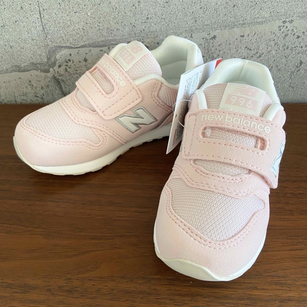 New Balance - 【新品】13.5センチ シルキーピンク New Balance - 【新品】13.5センチ シルキーピンク