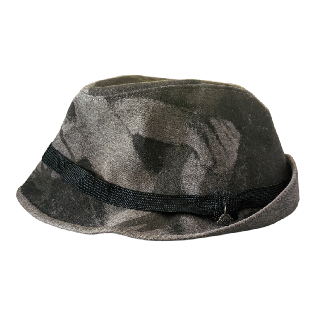 DIESEL(ディーゼル)のDIESEL グレー グラフィック プリント ハット メンズの帽子(ハット)の商品写真