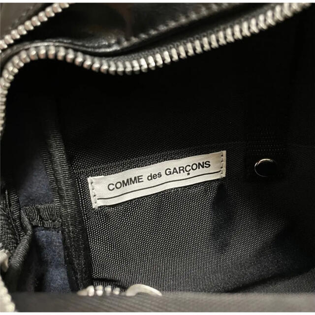 COMME des GARCONS(コムデギャルソン)の美品 コムデギャルソン レザーショルダーバッグ レディースのバッグ(ショルダーバッグ)の商品写真