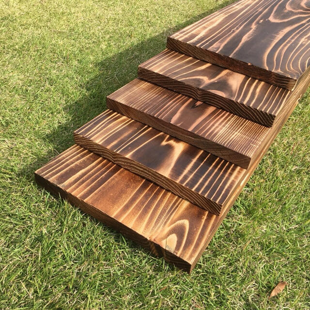 焼き目 杉板 3枚 プレナー加工 / 板 棚 シェルフ ワンバイ材 1×10