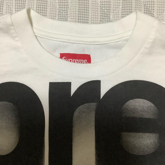 Supreme Bleed Logo S/S Top Mサイズ おまけ付き！ |