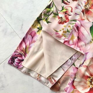 DOLCE&GABBANA 42 未使用タグ付き フローラル スカートの通販 by
