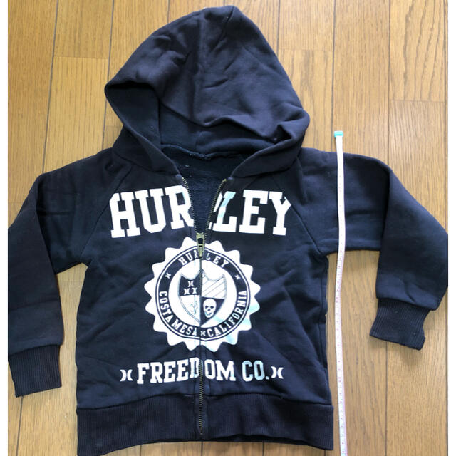 Hurley(ハーレー)のキッズ　パーカー　100   Hurley キッズ/ベビー/マタニティのキッズ服男の子用(90cm~)(ジャケット/上着)の商品写真