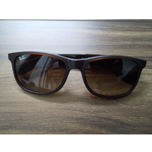 正規品Ray-Ban RB4202F 607313