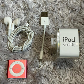 アップル(Apple)のiPod shuffle 第4世代(ポータブルプレーヤー)