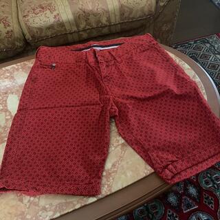 アルマーニ ジュニア(ARMANI JUNIOR)のアルマーニ　赤　ズボン(パンツ/スパッツ)