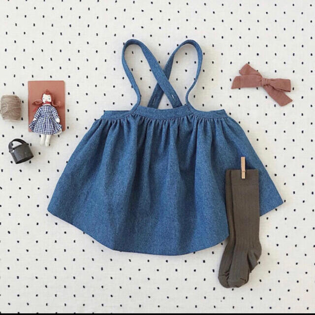 Caramel baby&child (キャラメルベビー&チャイルド)のLoya様【Soor Ploom】ELOISE PINAFORE Denim  キッズ/ベビー/マタニティのキッズ服女の子用(90cm~)(スカート)の商品写真