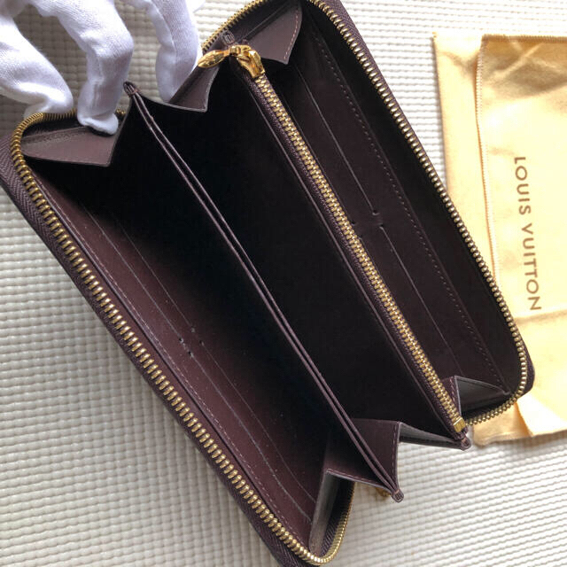 LOUIS VUITTON ジッピーウォレット 長財布 モノグラム ヴェルニ LOUIS VUITTON ジッピーウォレット 長財布 モノグラム ヴェルニ