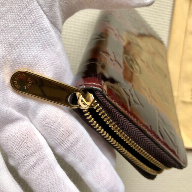 LOUIS VUITTON ジッピーウォレット 長財布 モノグラム ヴェルニ LOUIS VUITTON ジッピーウォレット 長財布 モノグラム ヴェルニ
