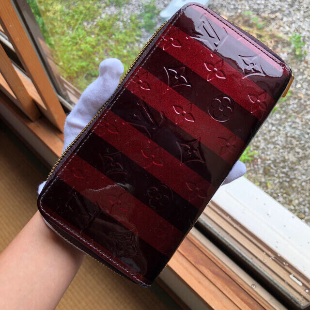 LOUIS VUITTON ジッピーウォレット 長財布 モノグラム ヴェルニ LOUIS VUITTON ジッピーウォレット 長財布 モノグラム ヴェルニ