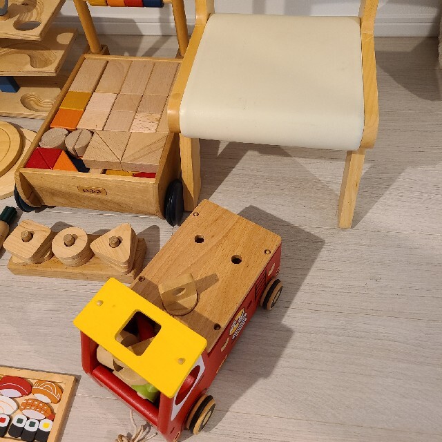 木製玩具　木のおもちゃ　ままごと　ボーネルンド　まとめ　知育玩具　アイムトイ