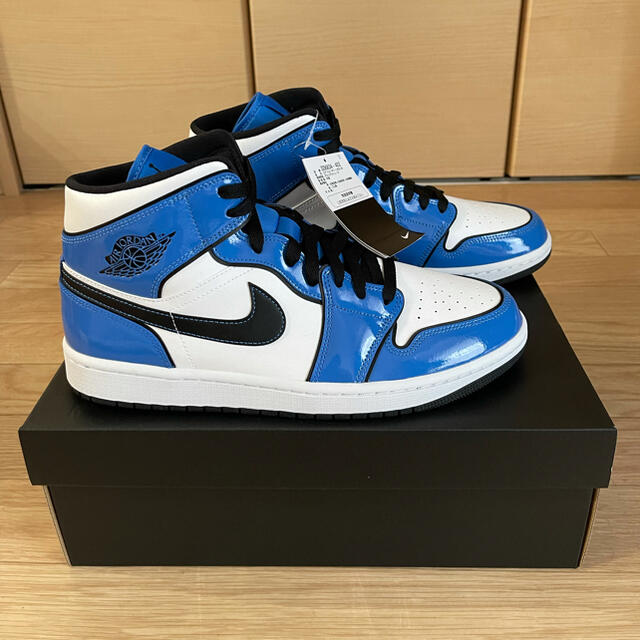 NIKE AIR JORDAN 1 MID SE "SIGNAL BLUE"