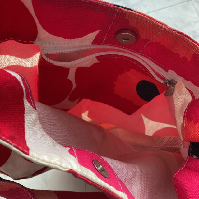 marimekko(マリメッコ)の【使用感あり】マリメッコ ショルダーバック 　縦29×横35 レディースのバッグ(ショルダーバッグ)の商品写真