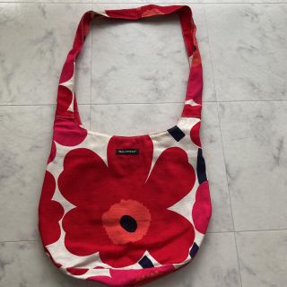 マリメッコ(marimekko)の【使用感あり】マリメッコ ショルダーバック 　縦29×横35(ショルダーバッグ)