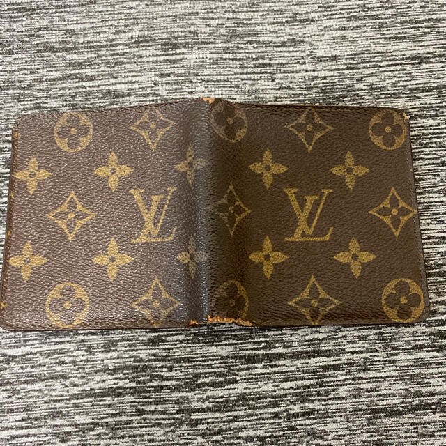 LOUIS VUITTON(ルイヴィトン)のルイヴィトン折りたたみ財布 メンズのファッション小物(折り財布)の商品写真