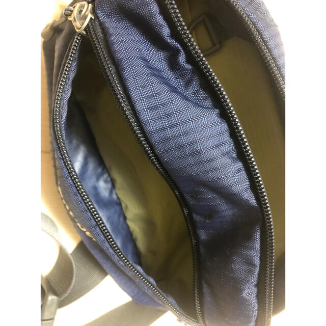 mont bell(モンベル)のモンベル　ウエストポーチ　ショルダーバッグ　M  メンズのバッグ(ウエストポーチ)の商品写真