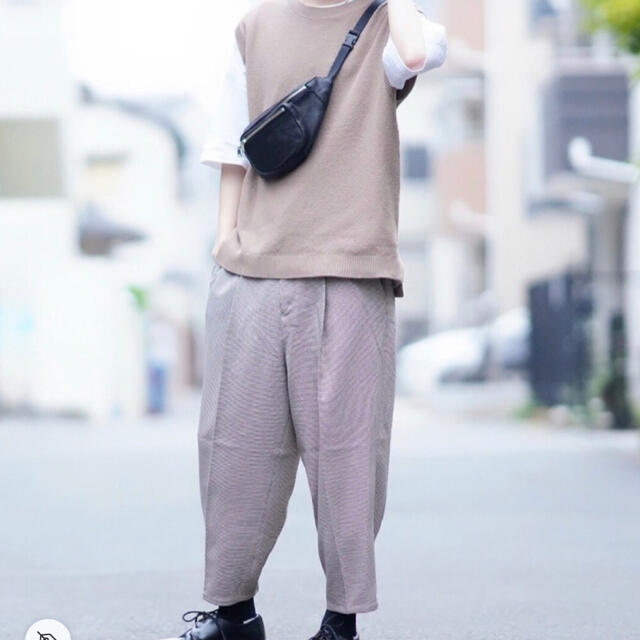 スラックス テーパードパンツ HARE