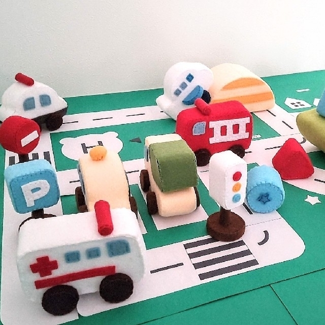 車のおもちゃ☆フェルト乗り物セット