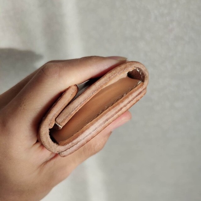 本革ヌメ革 生成りナチュラル 昭南ベンズ ミニ財布の通販 by 本革ヌメ革 生成りナチュラル 昭南ベンズ ミニ財布の通販 by