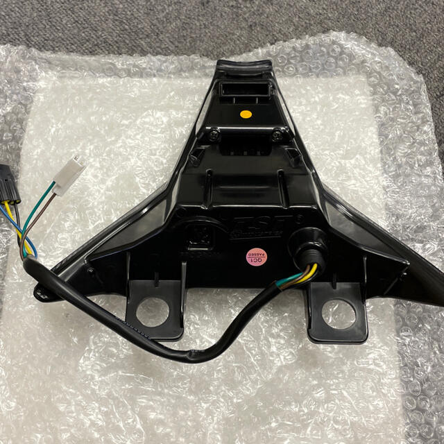 バイクTST ZX-6R (2019-)ウィンカー内蔵 LEDテールライト