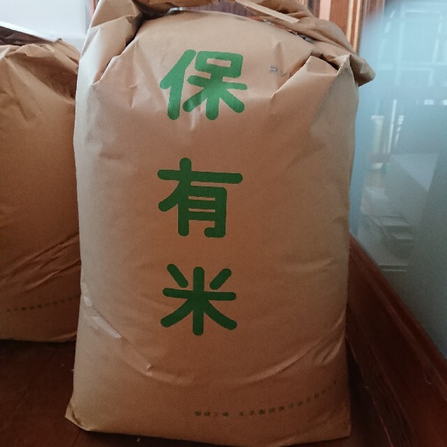 新潟産コシヒカリ令和２年産玄米３０ｋｇ1表 米/穀物