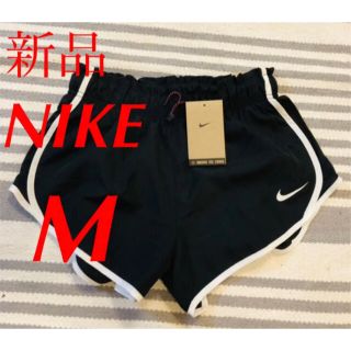 ナイキ(NIKE)のNIKE ショートパンツ　ブラック　ダンス　トレーニング　ジム　ラン(ショートパンツ)