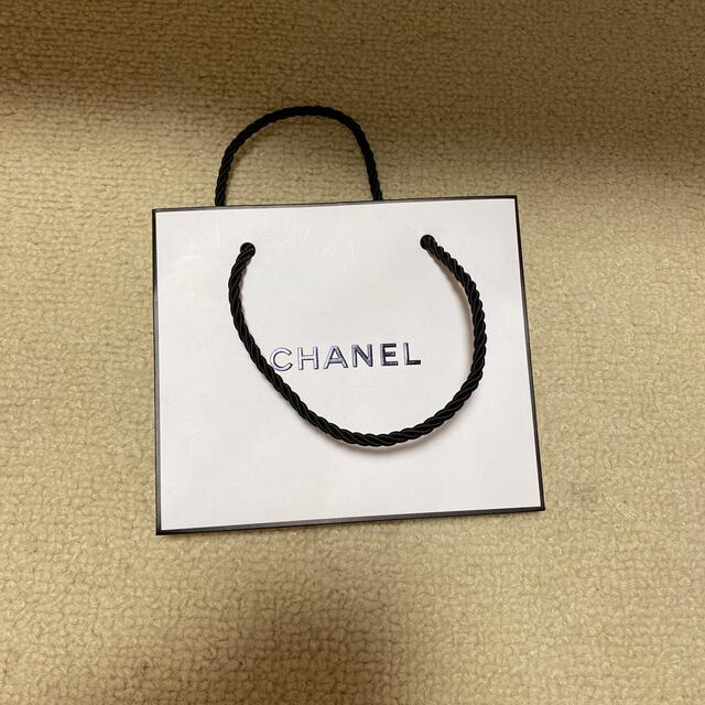 CHANEL(シャネル)のブランド紙袋(バラ・セット可) レディースのバッグ(ショップ袋)の商品写真