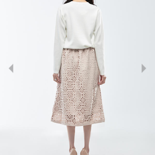 EmiriaWiz(エミリアウィズ)のemiriawiz エミリアウィズ　フレアスカート　ホワイト レディースのスカート(ひざ丈スカート)の商品写真