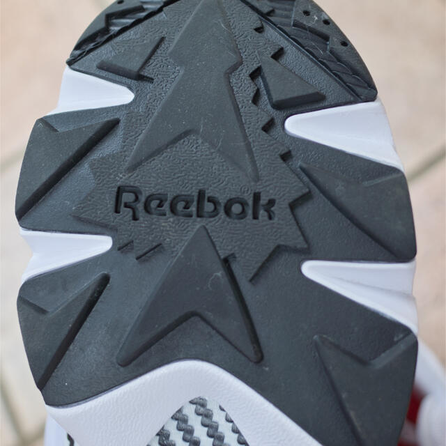 Reebok(リーボック)のreebok ポンプヒューリー メンズの靴/シューズ(スニーカー)の商品写真